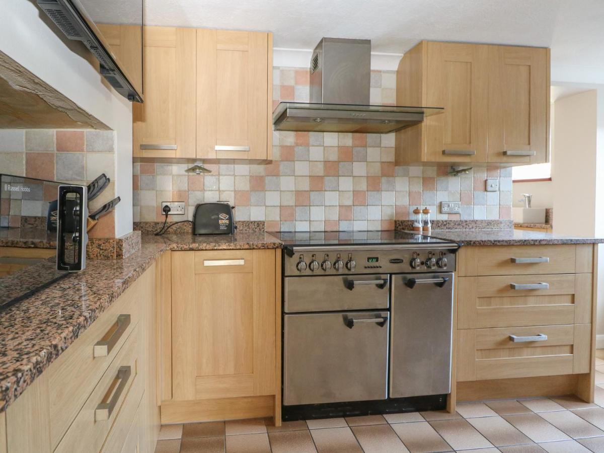 1 Paythorne Farm Cottages Henfield Extérieur photo