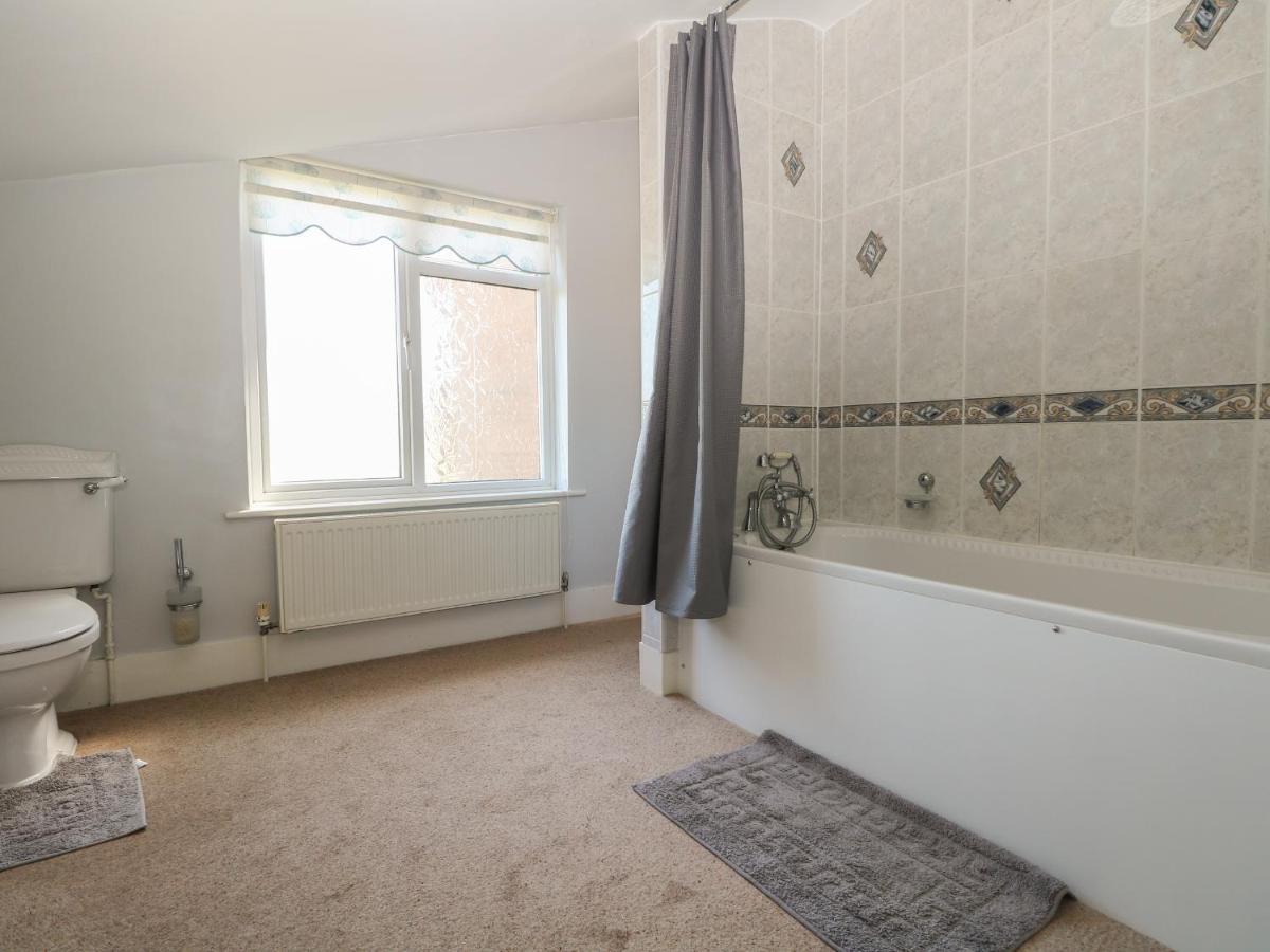 1 Paythorne Farm Cottages Henfield Extérieur photo